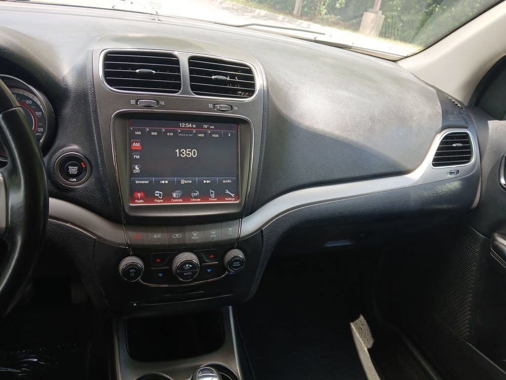 Used 2020 Dodge Journey Crossroad FWD image 32