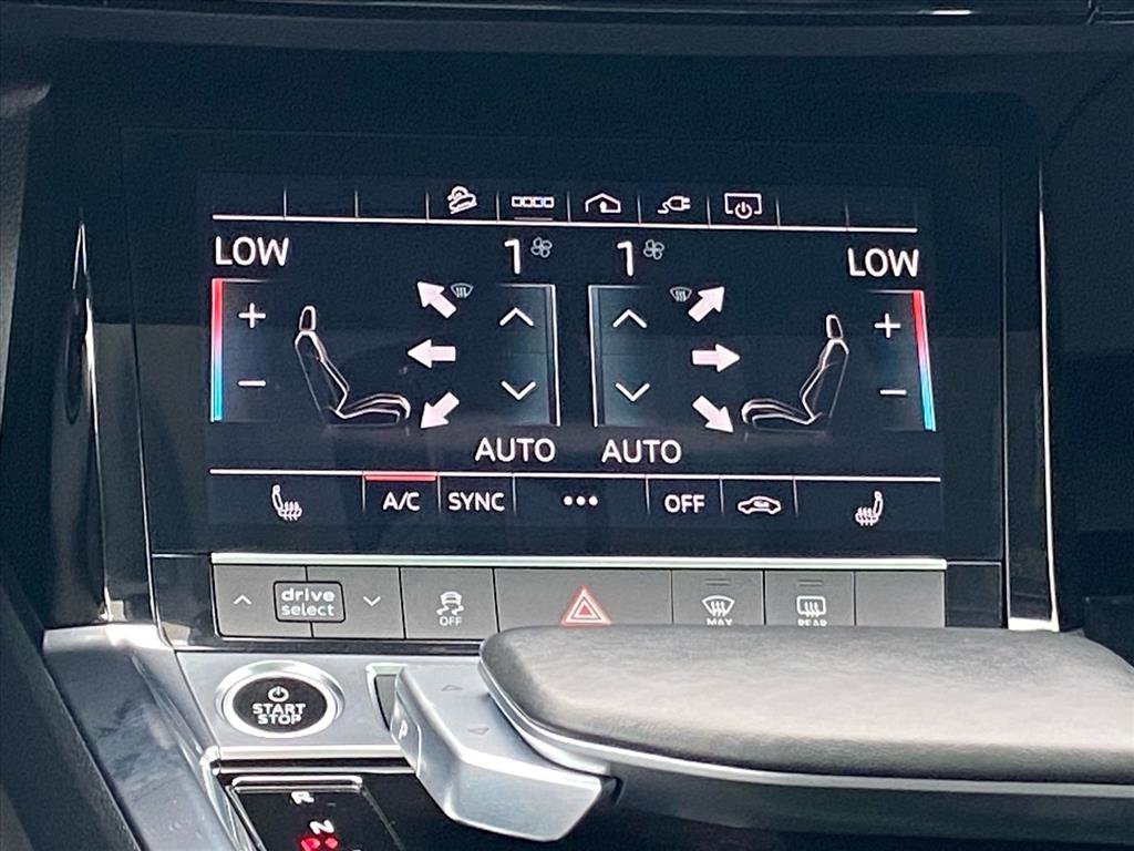 Used 2023 Audi e-tron Premium w/ Convenience Plus Package image 8