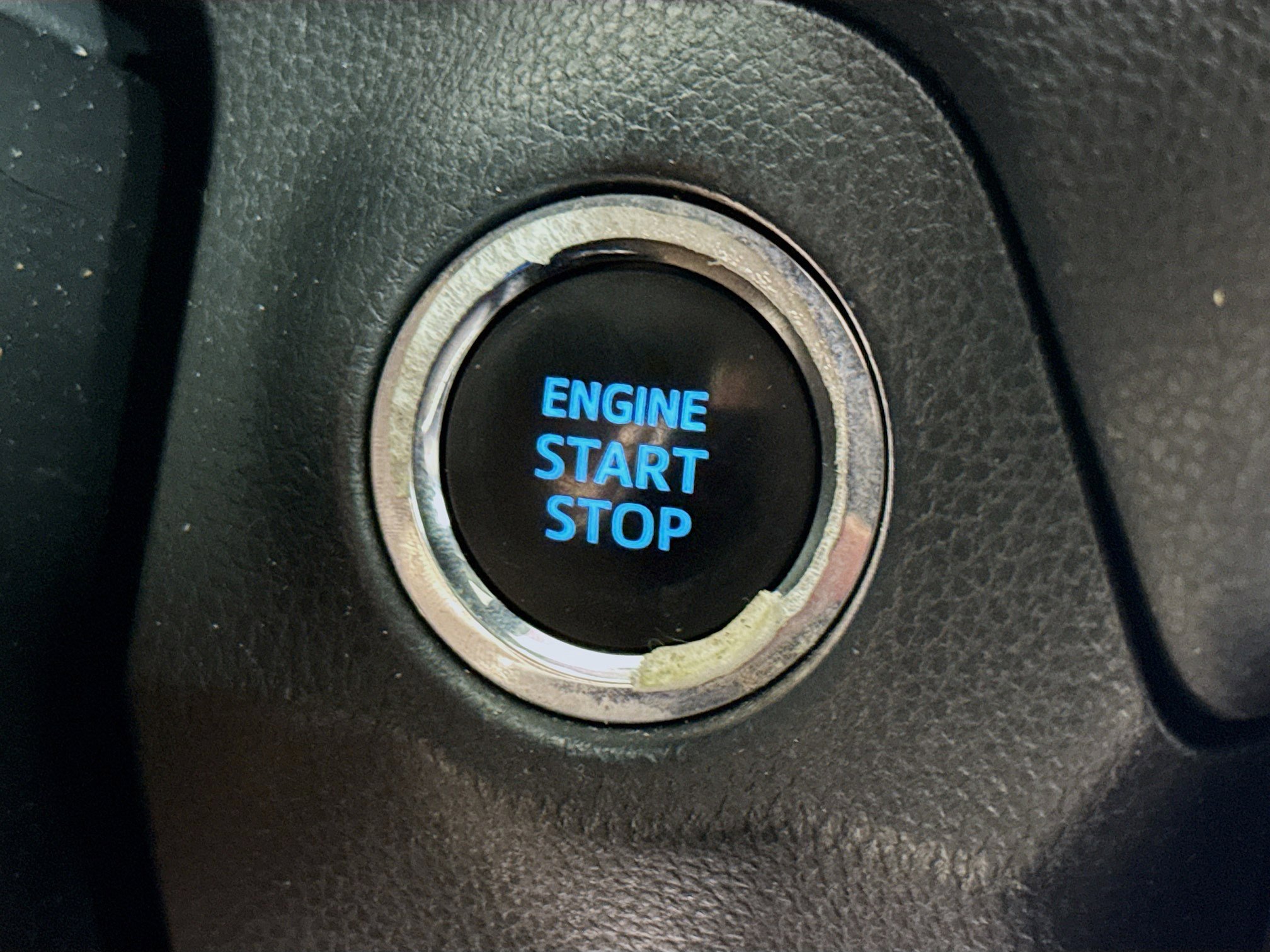 Used 2022 Toyota RAV4 XLE image 21