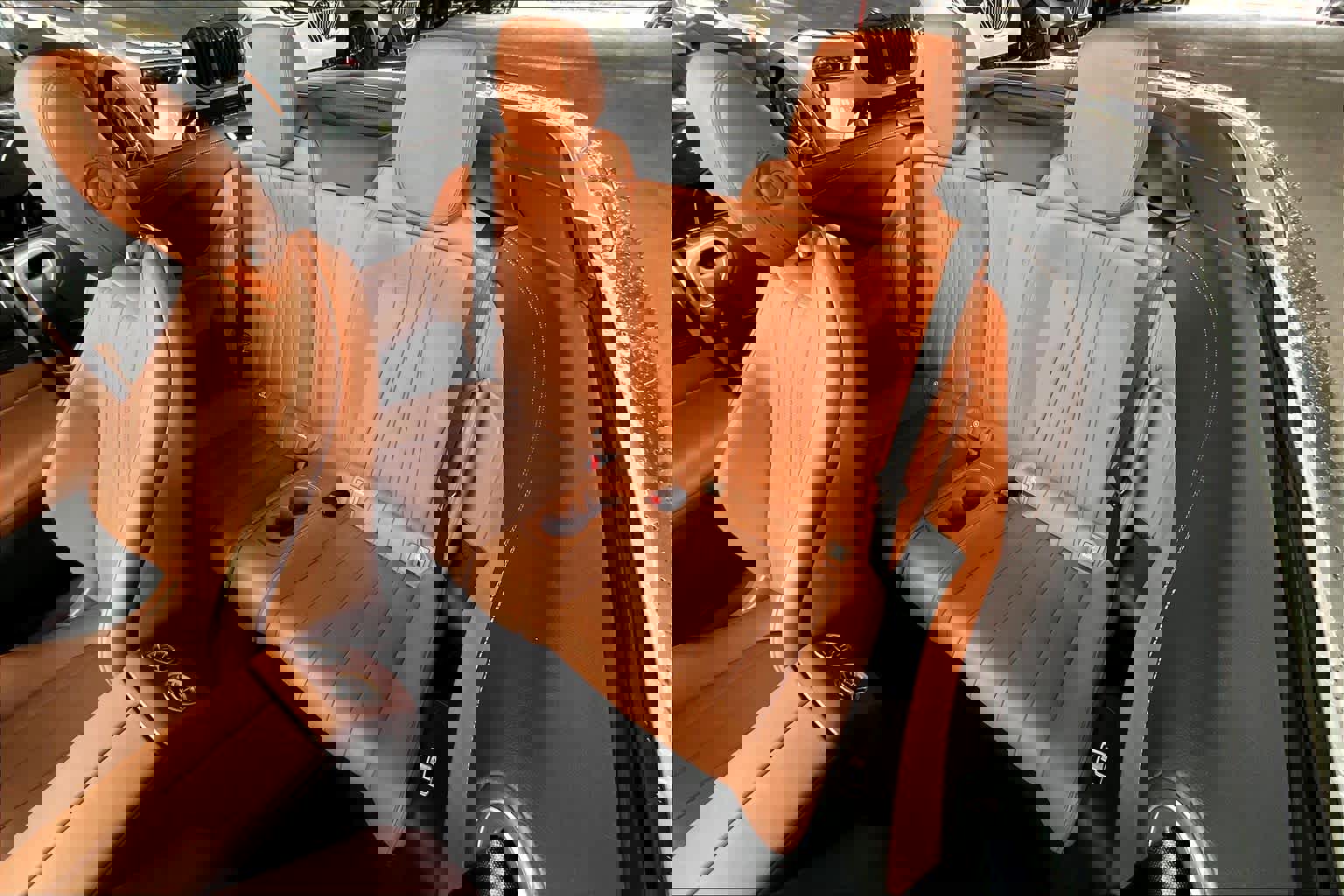 Used 2023 Mercedes-Benz E 450 Cabriolet image 18