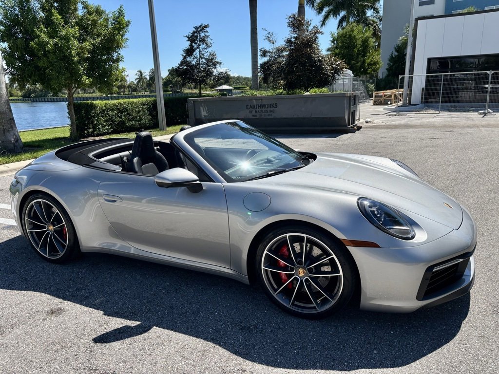 Used 2020 Porsche 911 Carrera S image 5