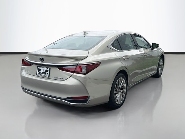 Used 2022 Lexus ES 300h w/ Accessory Package 2 FWD image 7
