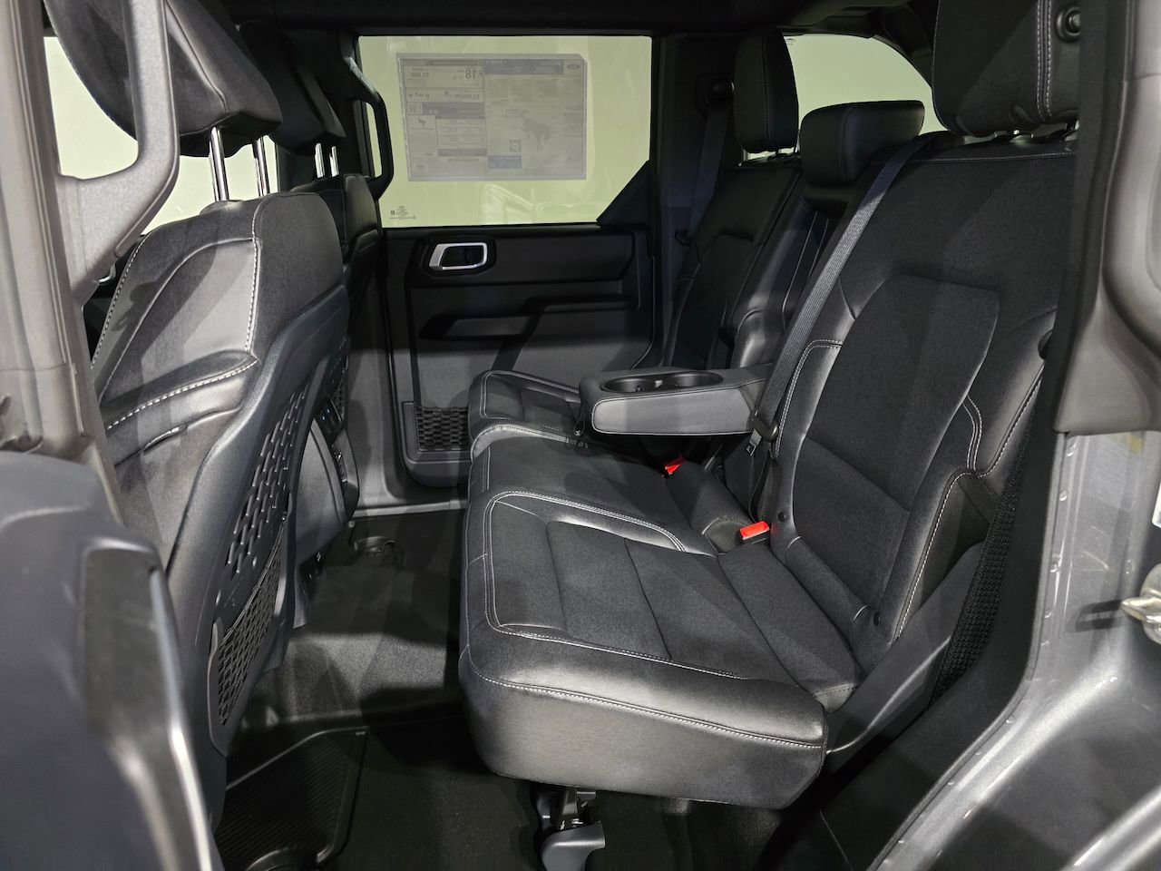 New 2025 Ford Bronco Badlands AWD/4WD image 31