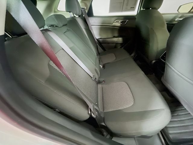 Used 2025 Kia Sportage LX FWD image 26