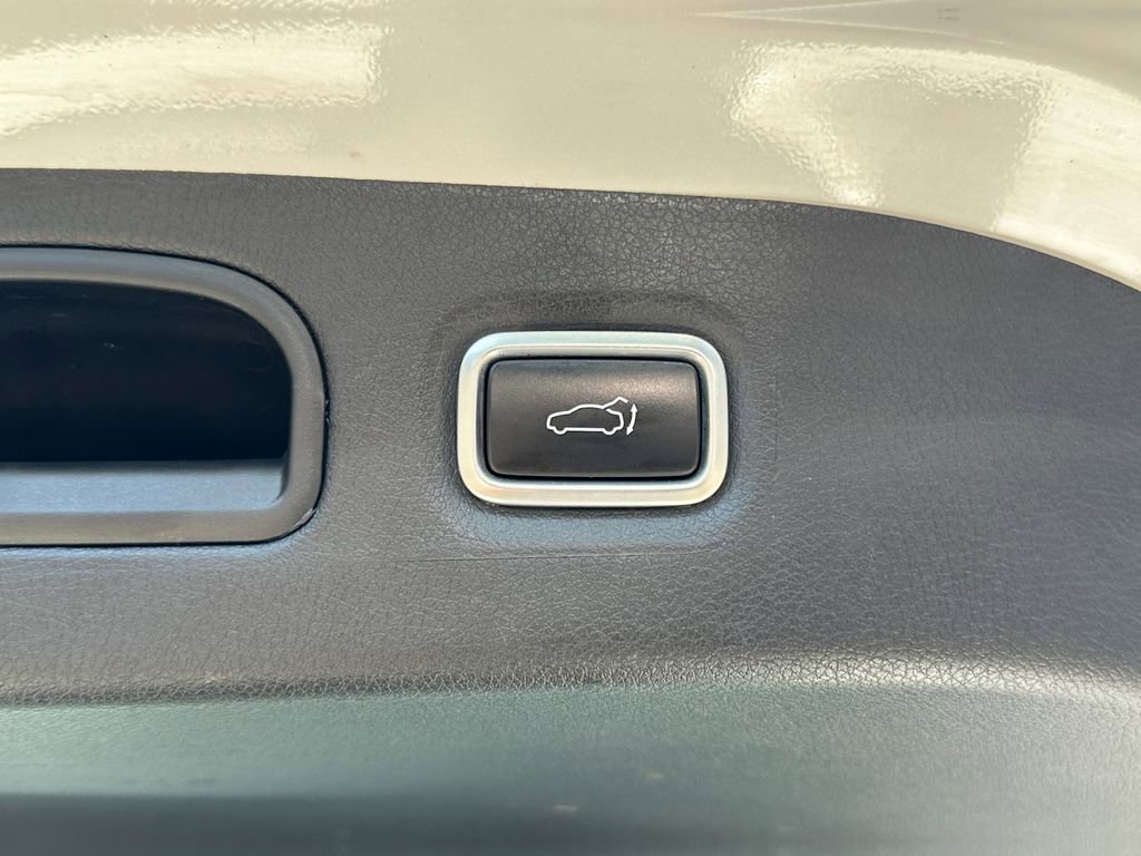 Used 2020 Kia Stinger GT2 AWD/4WD image 19