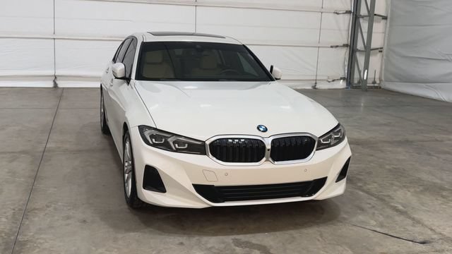 Used 2023 BMW 330i Sedan w/ Premium Package RWD image 7