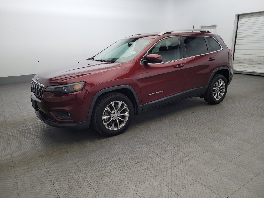 Used 2019 Jeep Cherokee Latitude Plus image 2