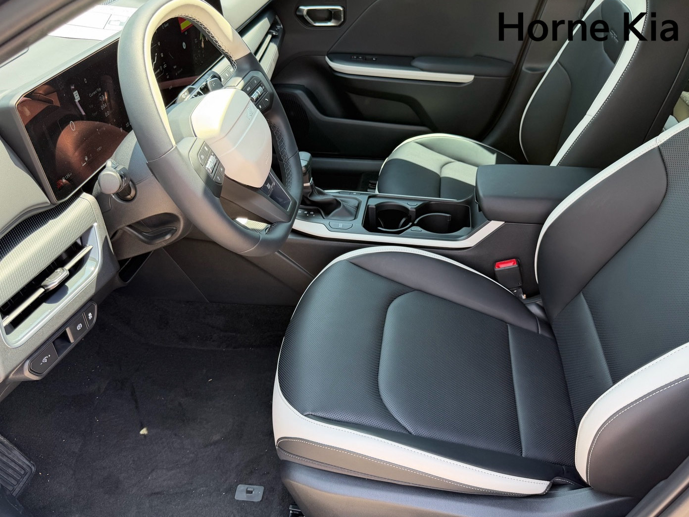 New 2026 Kia K4 EX FWD image 9