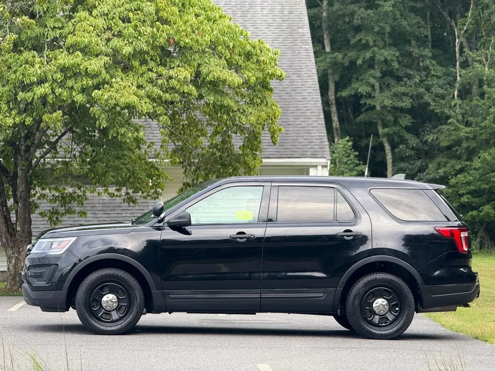 Used 2019 Ford Explorer 4WD Police Interceptor image 3