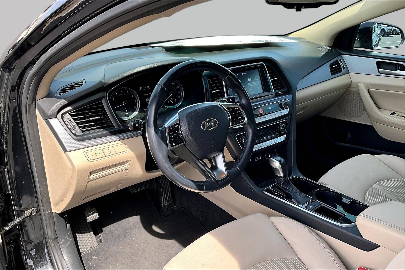 Used 2019 Hyundai Sonata SEL FWD image 12