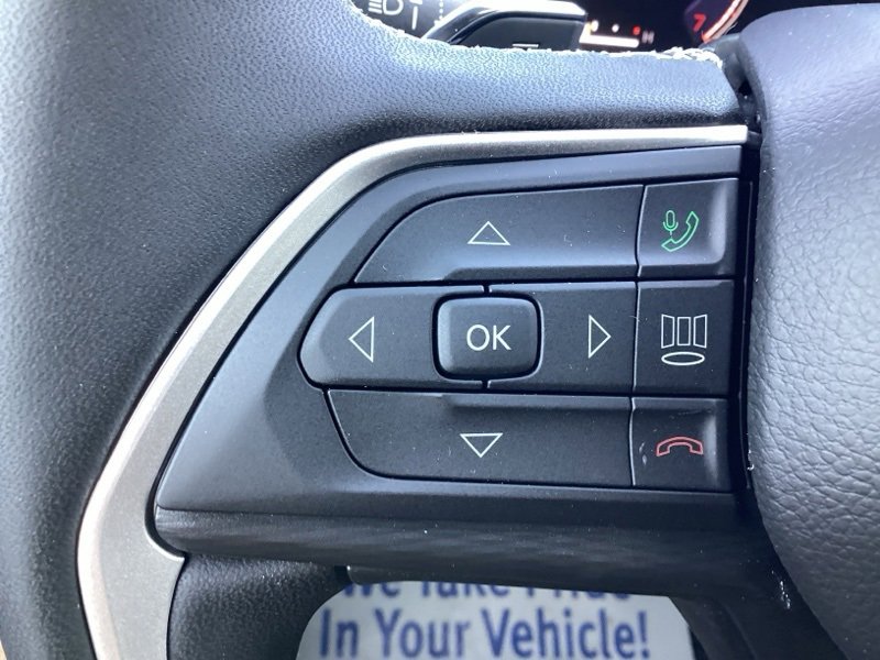 New 2025 Jeep Grand Cherokee L Laredo w/ Luxury Tech Group I image 30