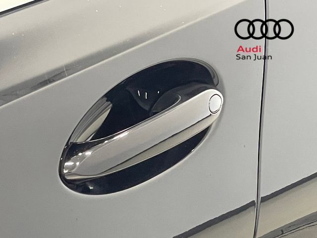 Used 2021 BMW 330i Sedan w/ Driving Assistance Package image 31