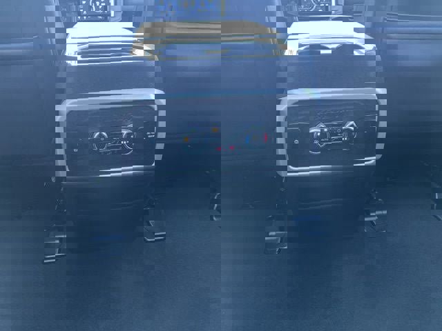 Certified 2023 Ford Expedition Limited image 14