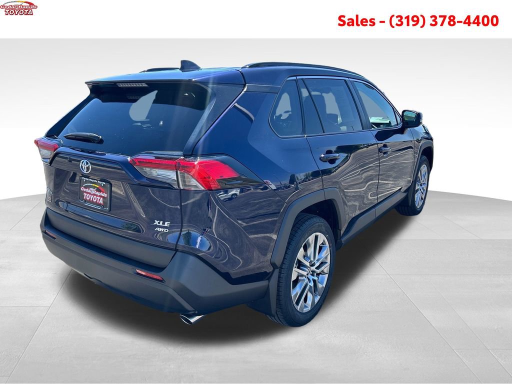 Certified 2022 Toyota RAV4 XLE Premium AWD/4WD image 6