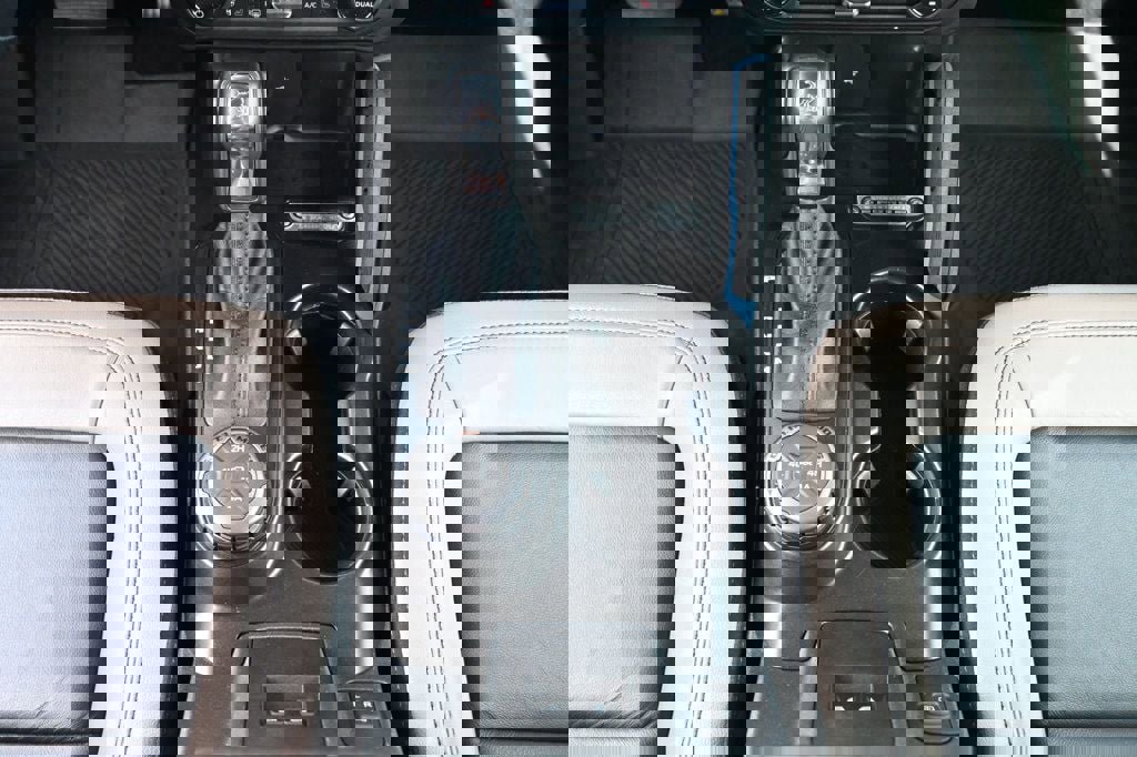 Used 2023 Ford Bronco Wildtrak image 15