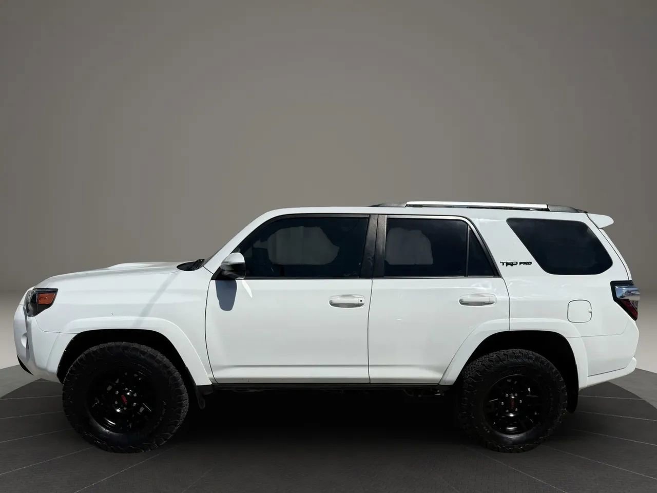 Used 2017 Toyota 4Runner TRD Pro AWD/4WD image 2