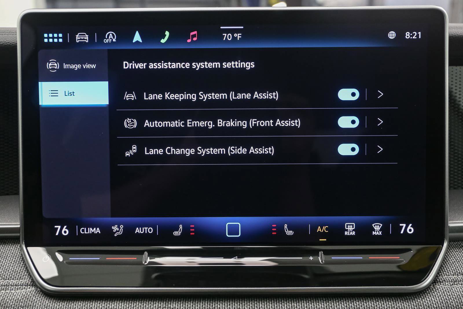 Used 2025 Volkswagen Tiguan S image 29