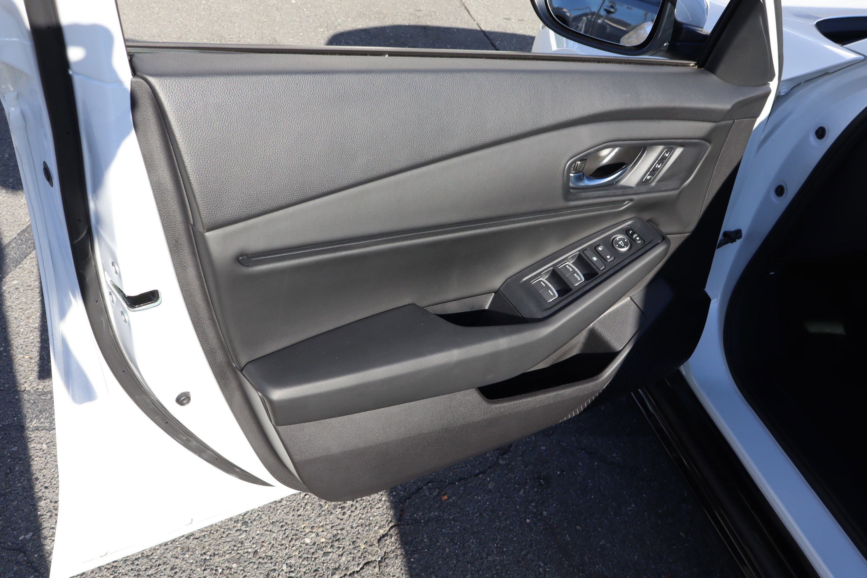 Used 2024 Honda Accord EX-L image 15