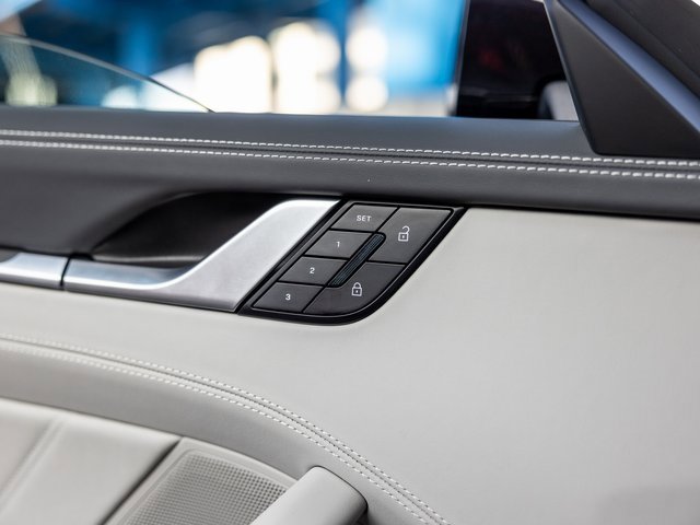 Used 2025 Porsche 911 Carrera GTS image 33