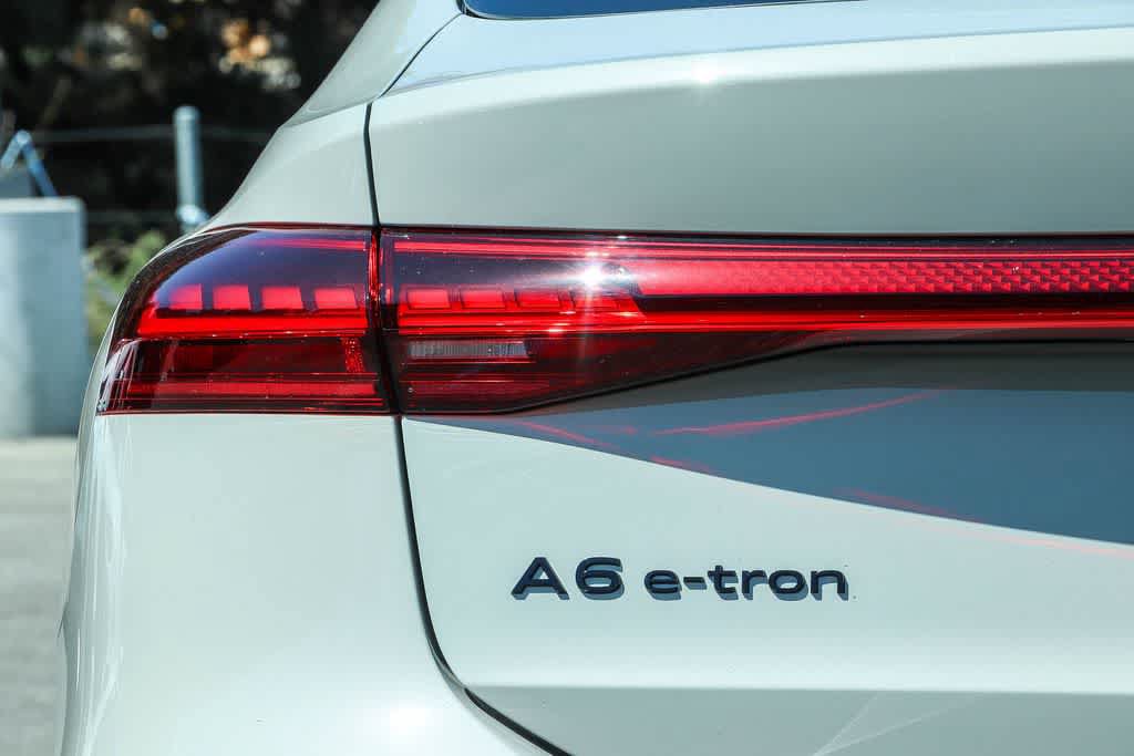 New 2027 Audi A6 e-tron Premium Plus AWD/4WD image 9