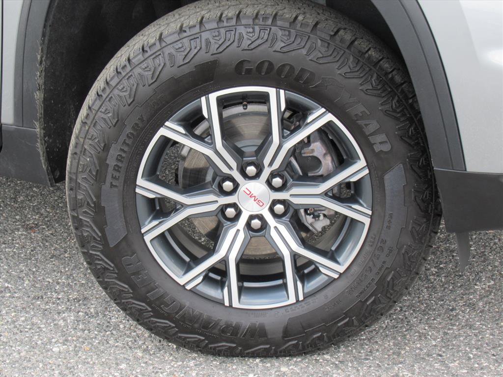 Used 2024 GMC Acadia AT4 w/ LPO, Floor Liner Package image 7