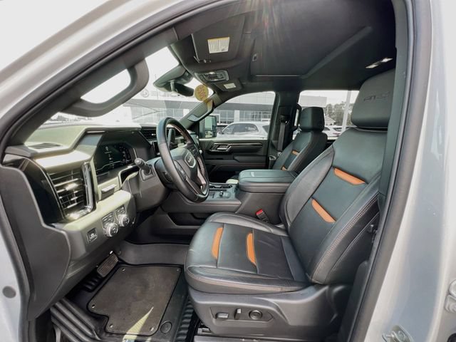 Used 2025 GMC Sierra 3500 AT4 w/ AT4 Premium Plus Package AWD/4WD image 10