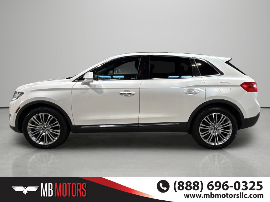 Used 2017 Lincoln MKX Reserve AWD/4WD image 2