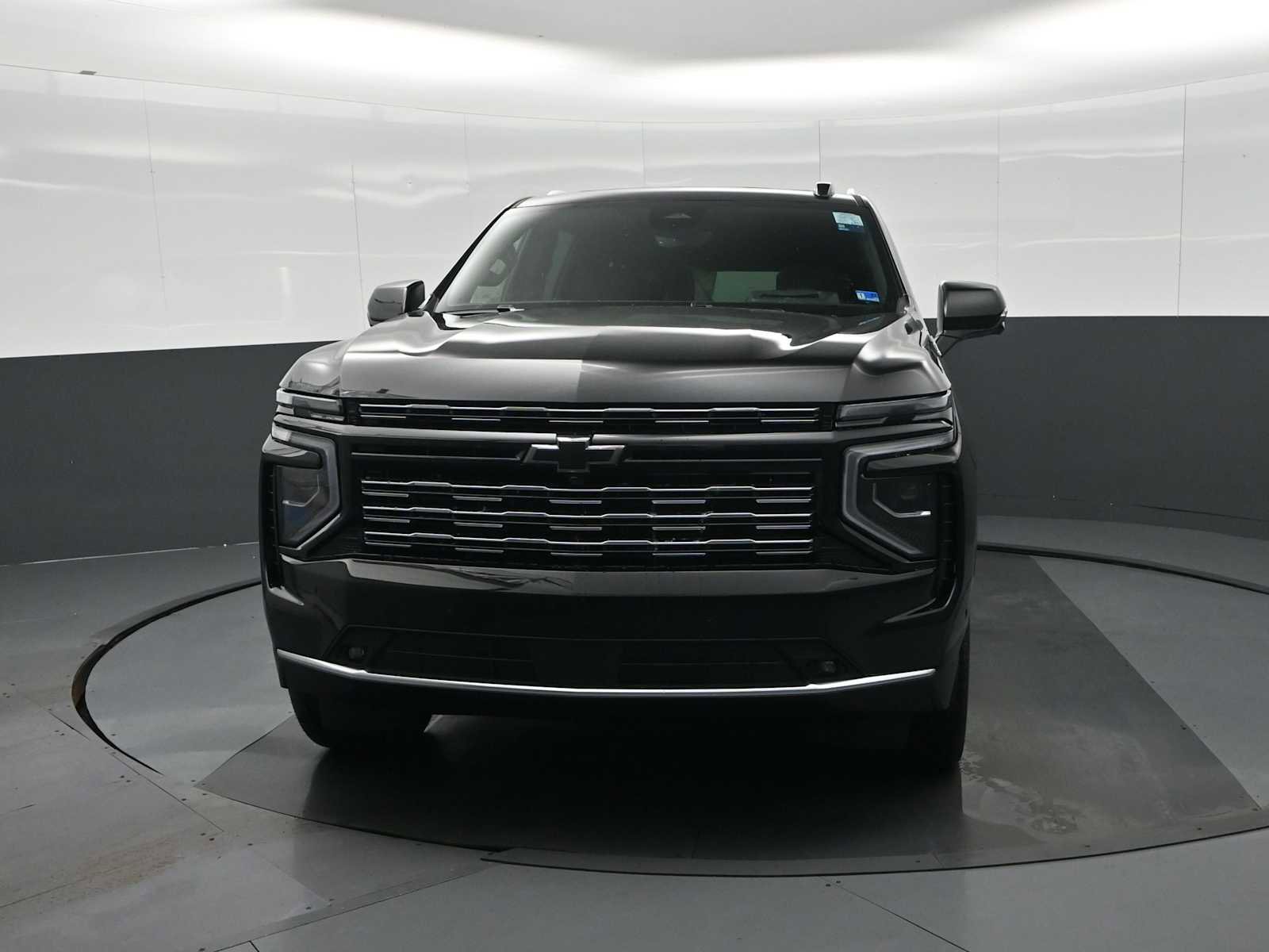 New 2026 Chevrolet Suburban High Country image 5