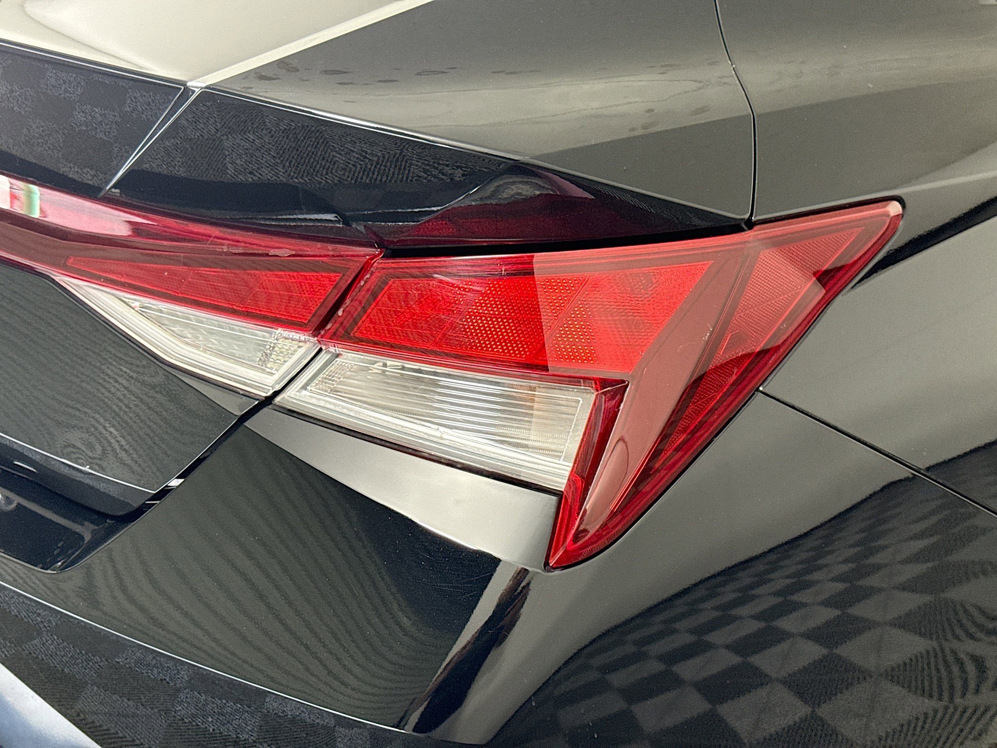 Used 2023 Hyundai Elantra SEL image 34