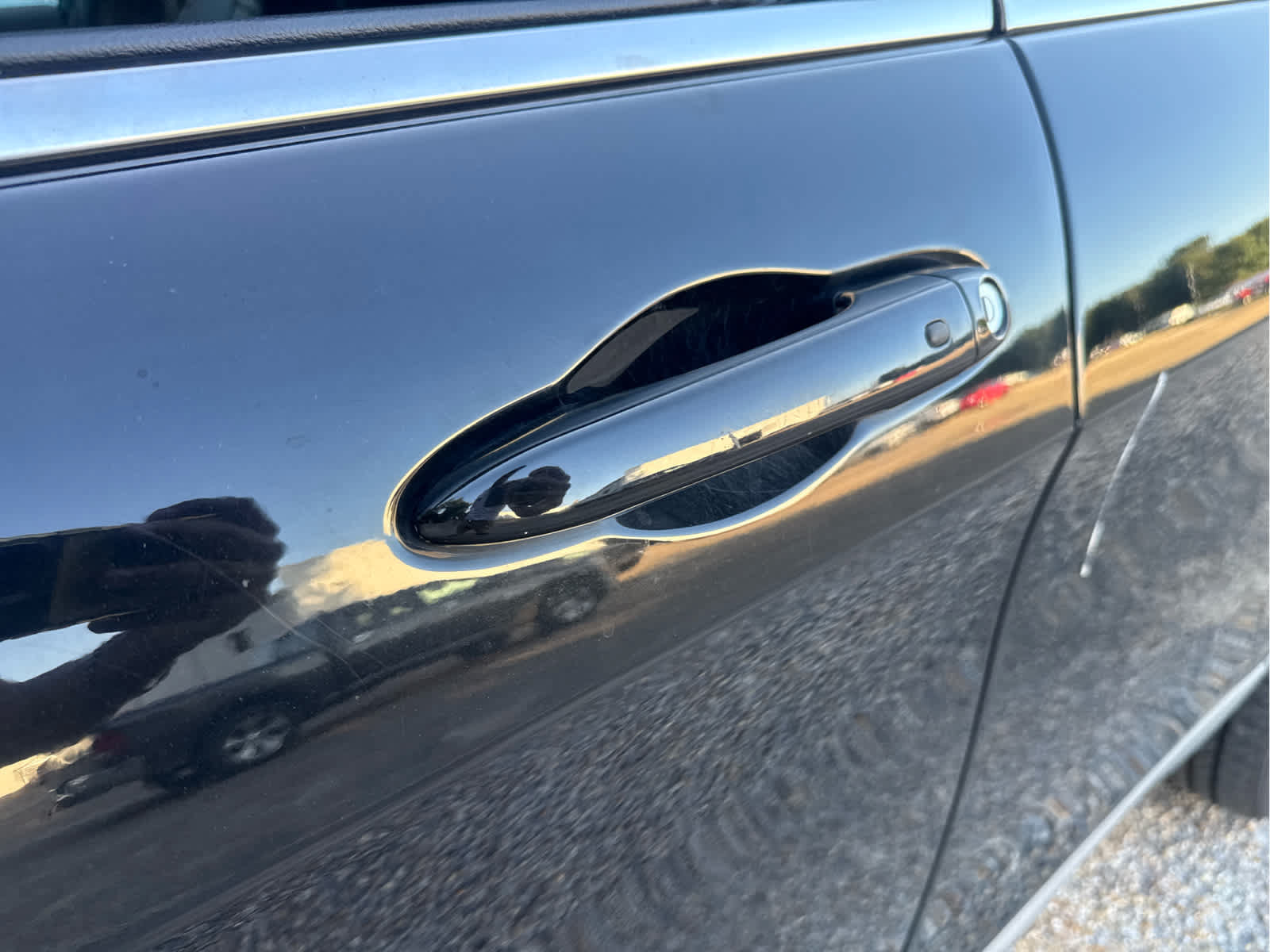Used 2019 Jeep Cherokee Limited FWD image 14
