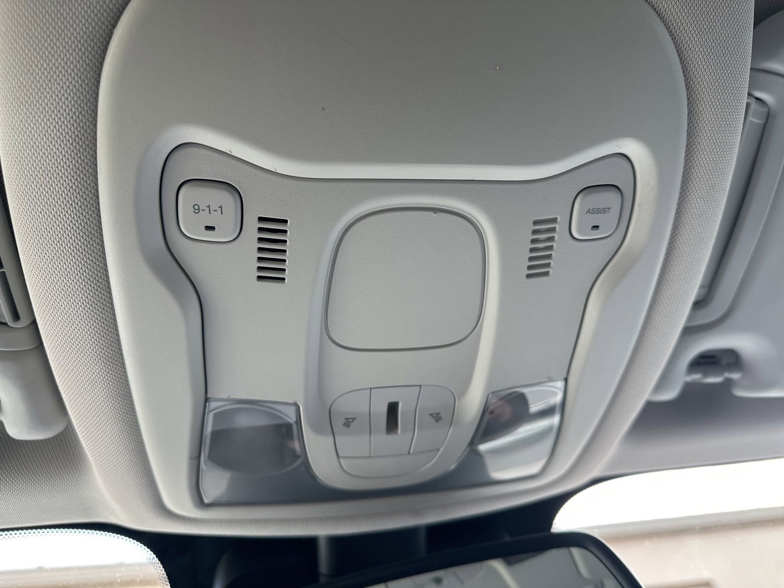 Used 2016 Jeep Renegade Limited AWD/4WD image 65