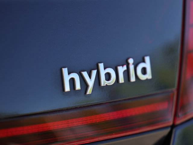 Used 2021 Hyundai Sonata Limited w/ Cargo Package FWD image 10
