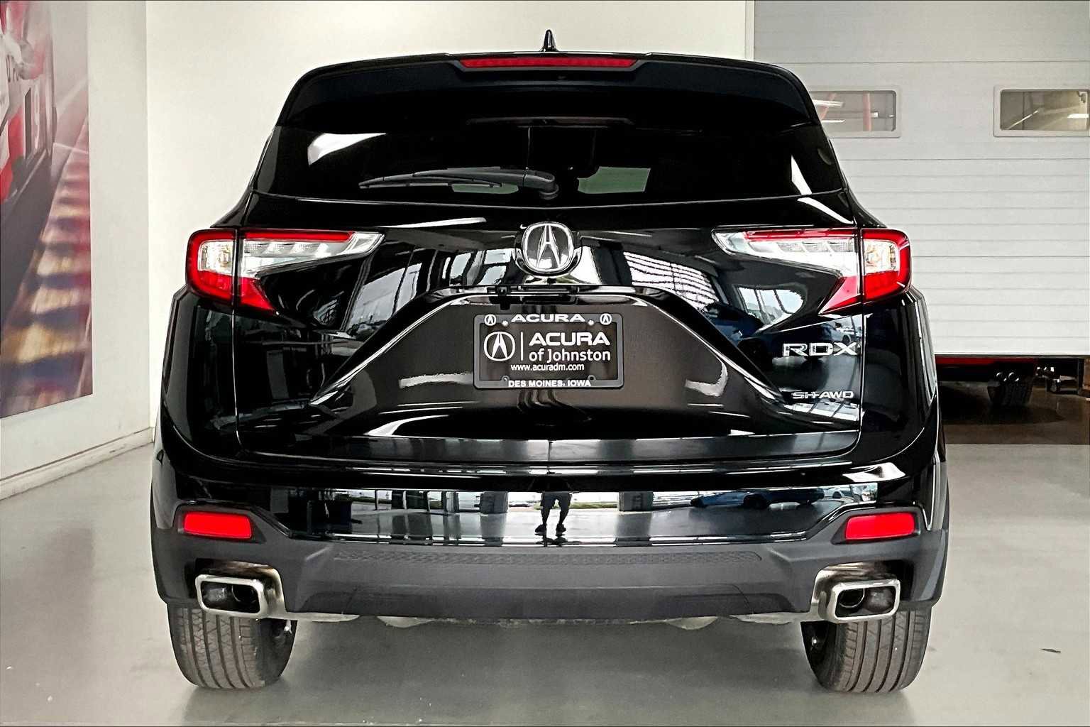 New 2025 Acura RDX SH-AWD image 5