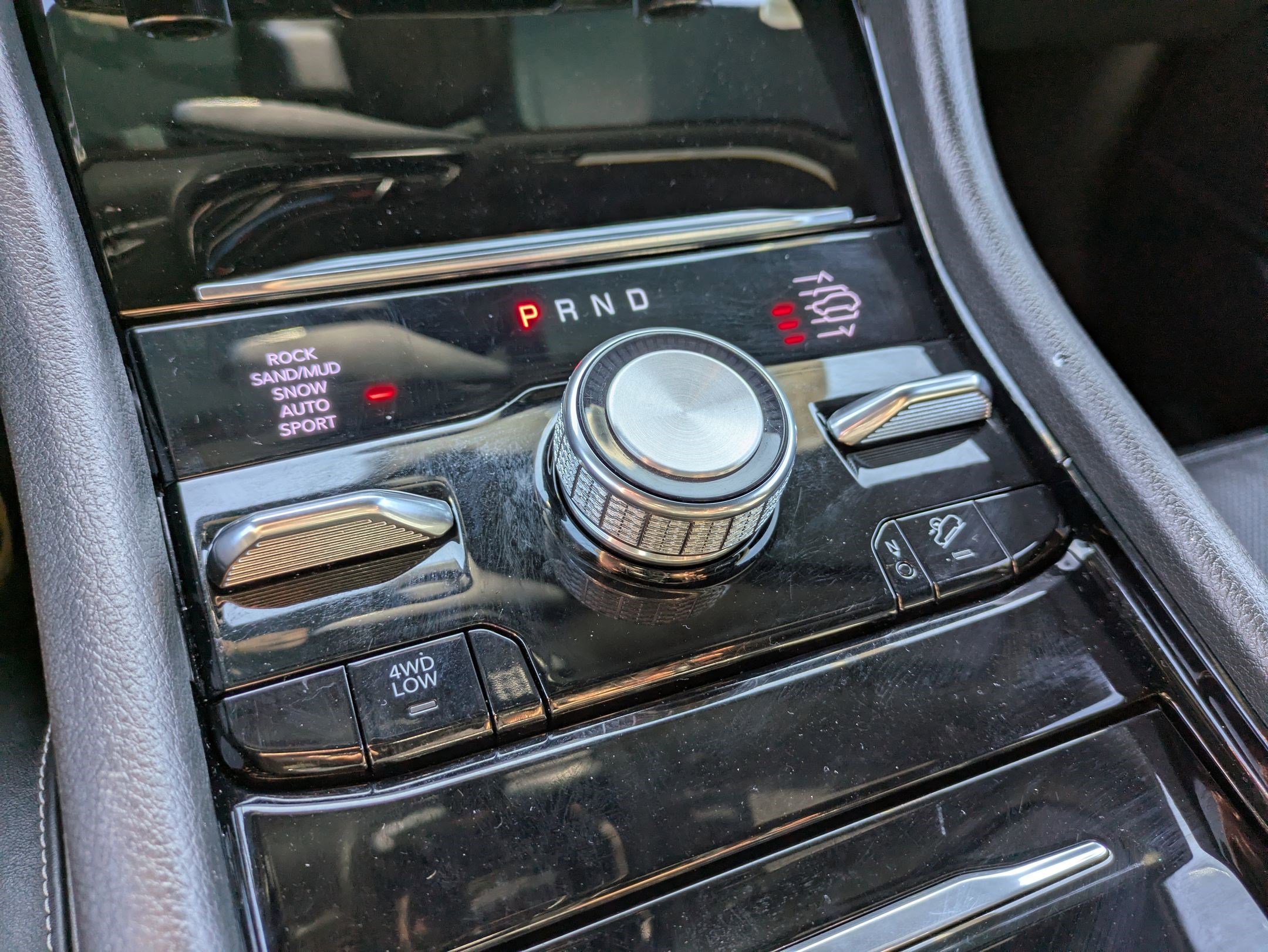 Used 2023 Jeep Grand Cherokee L Overland image 27
