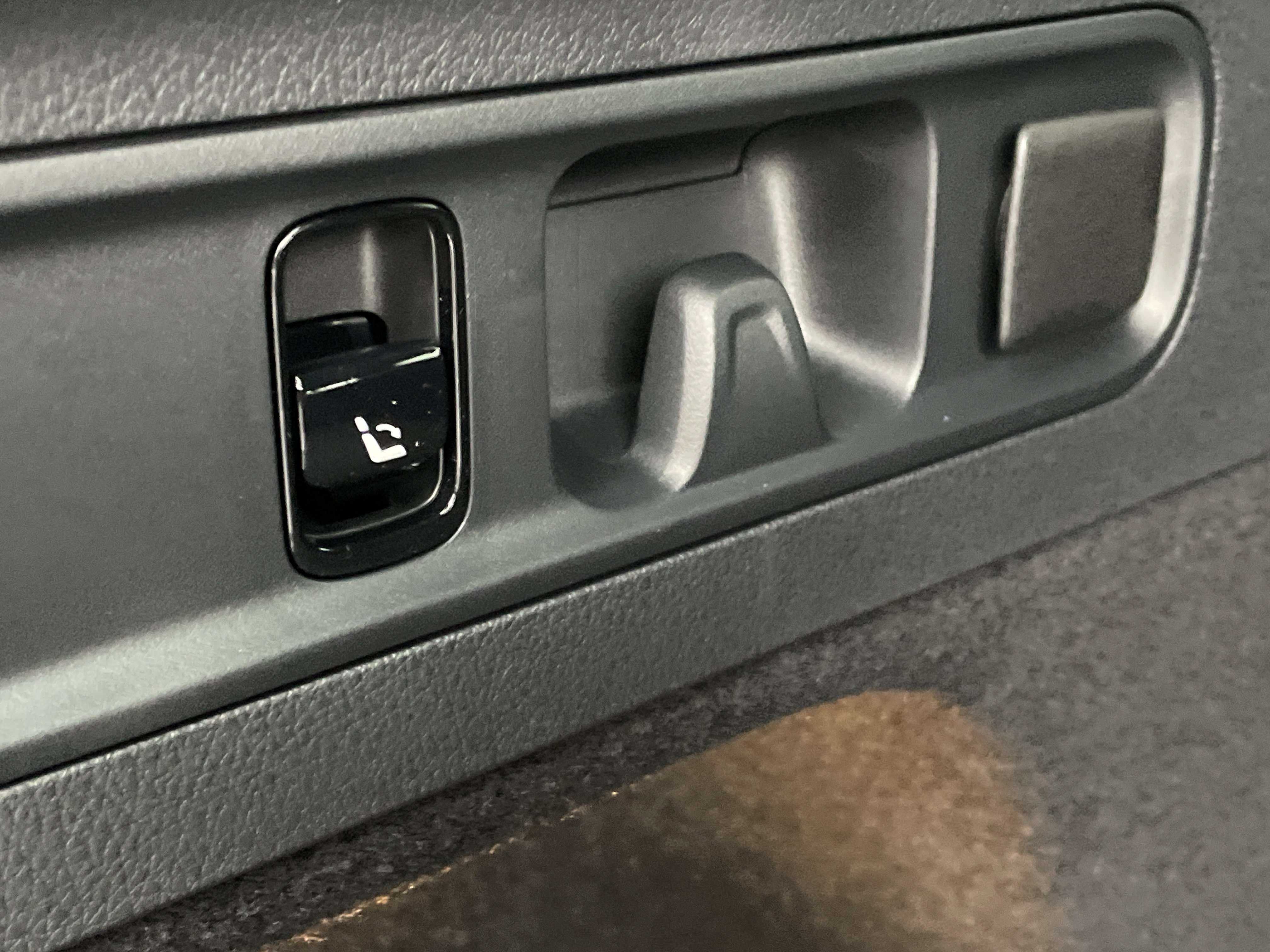 New 2026 Mercedes-Benz GLC 300 4MATIC image 10