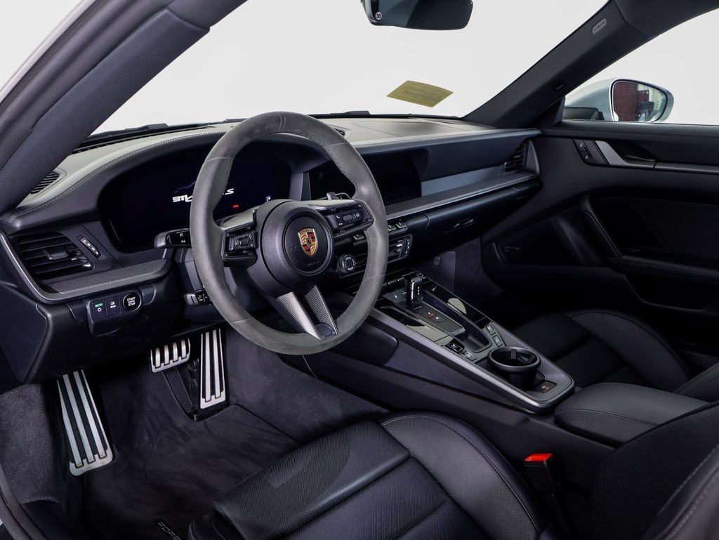 Certified 2025 Porsche 911 Carrera S RWD image 4