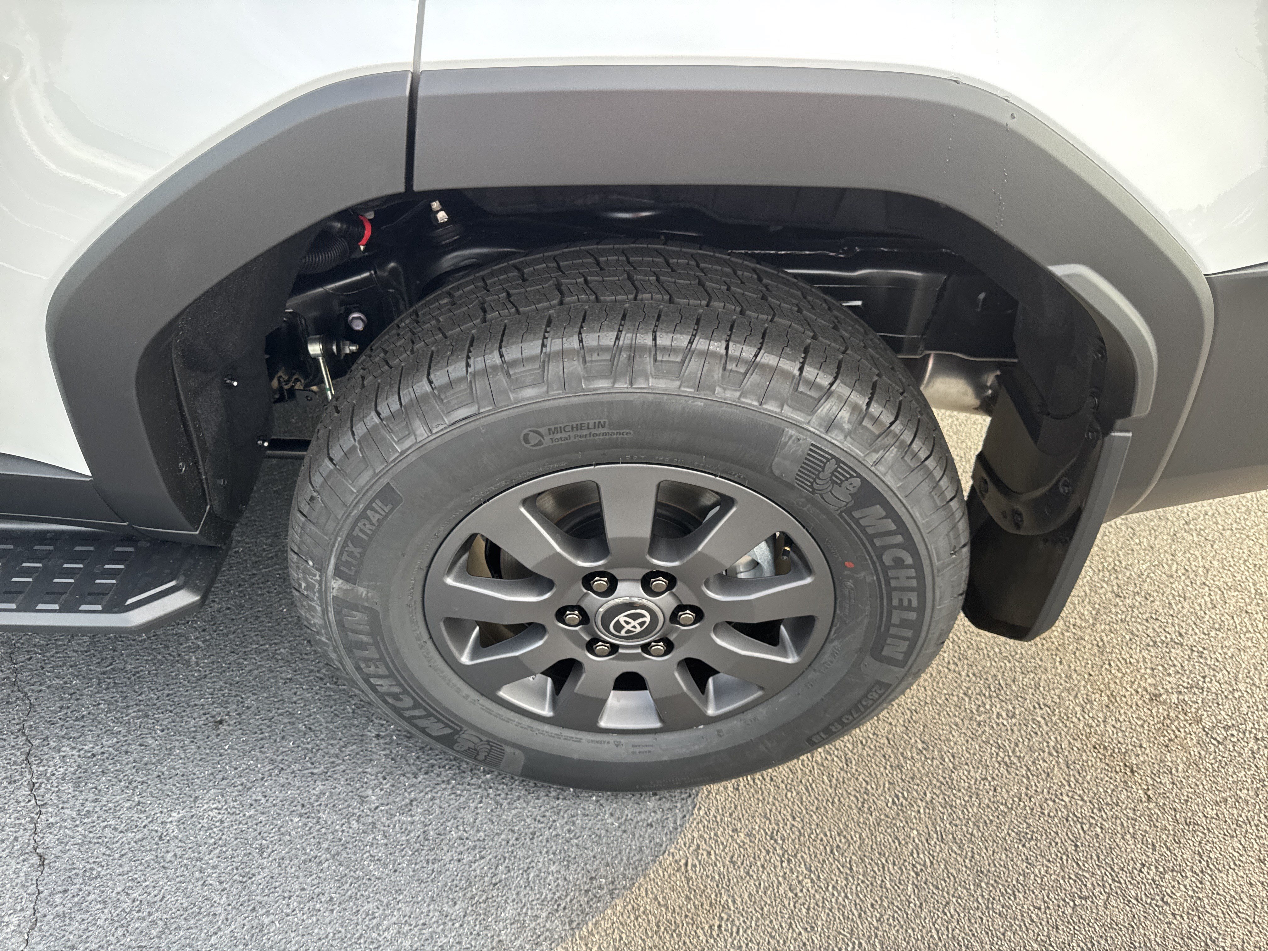 New 2027 Toyota Land Cruiser AWD/4WD image 12