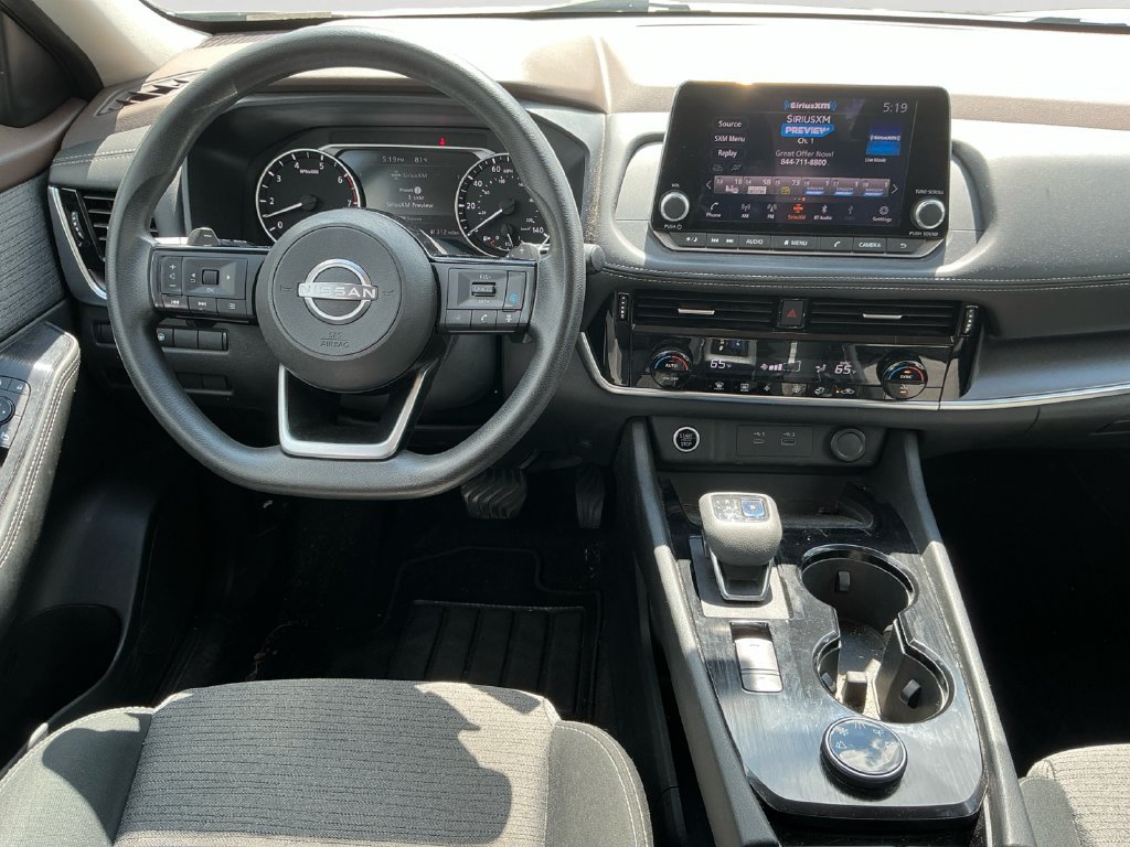 Used 2022 Nissan Rogue SV AWD/4WD image 16