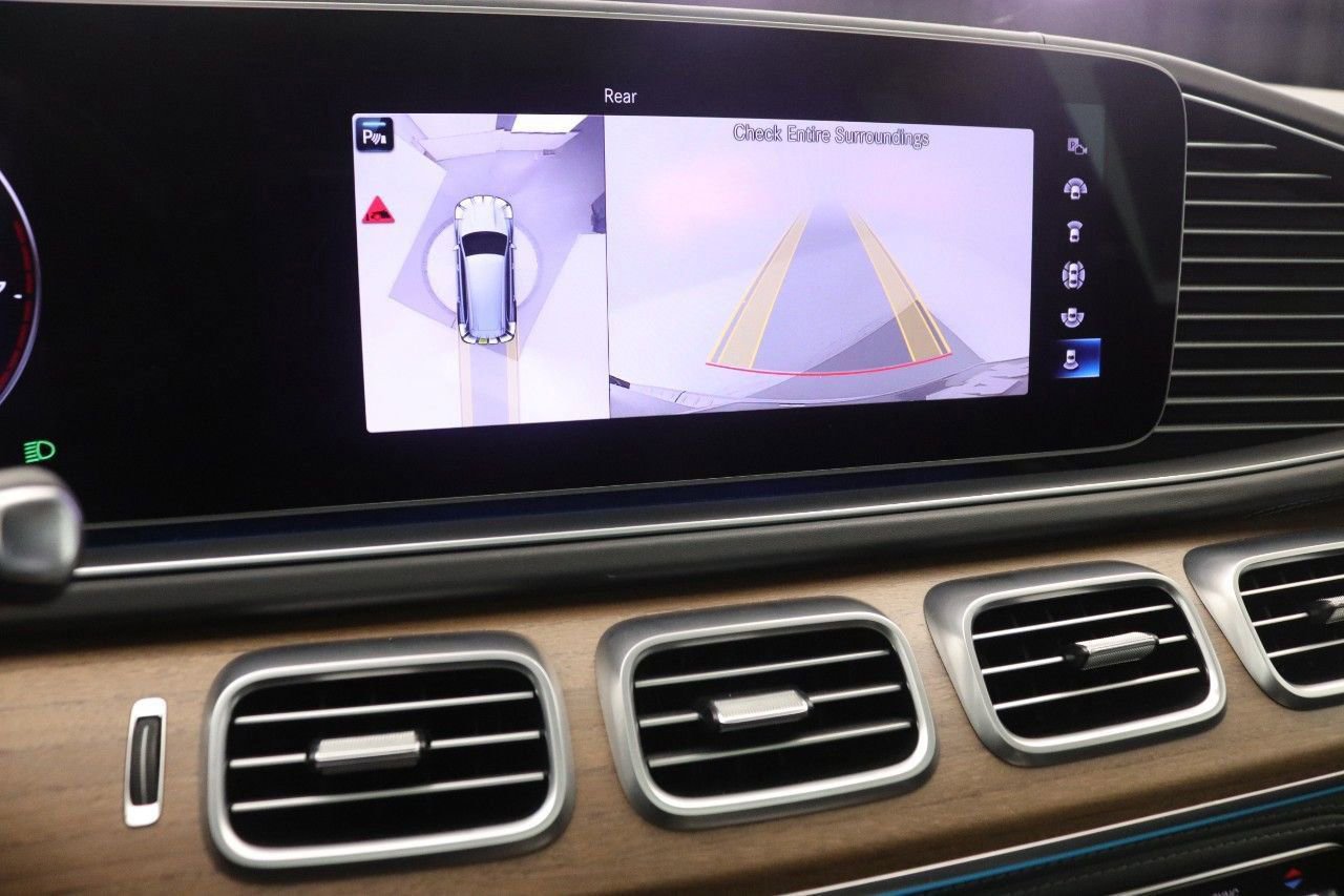 Certified 2021 Mercedes-Benz Maybach GLS 600 4MATIC image 16