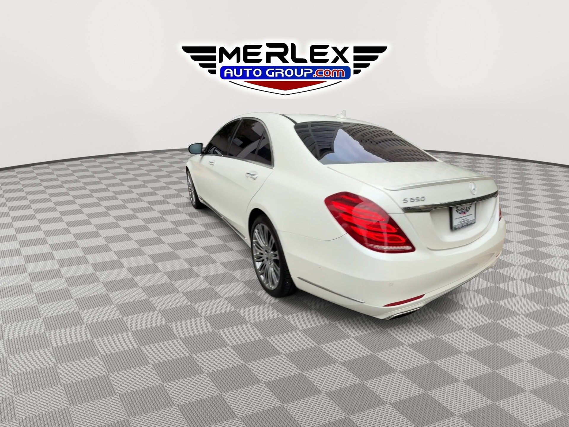 Used 2017 Mercedes-Benz S 550 Sedan image 7