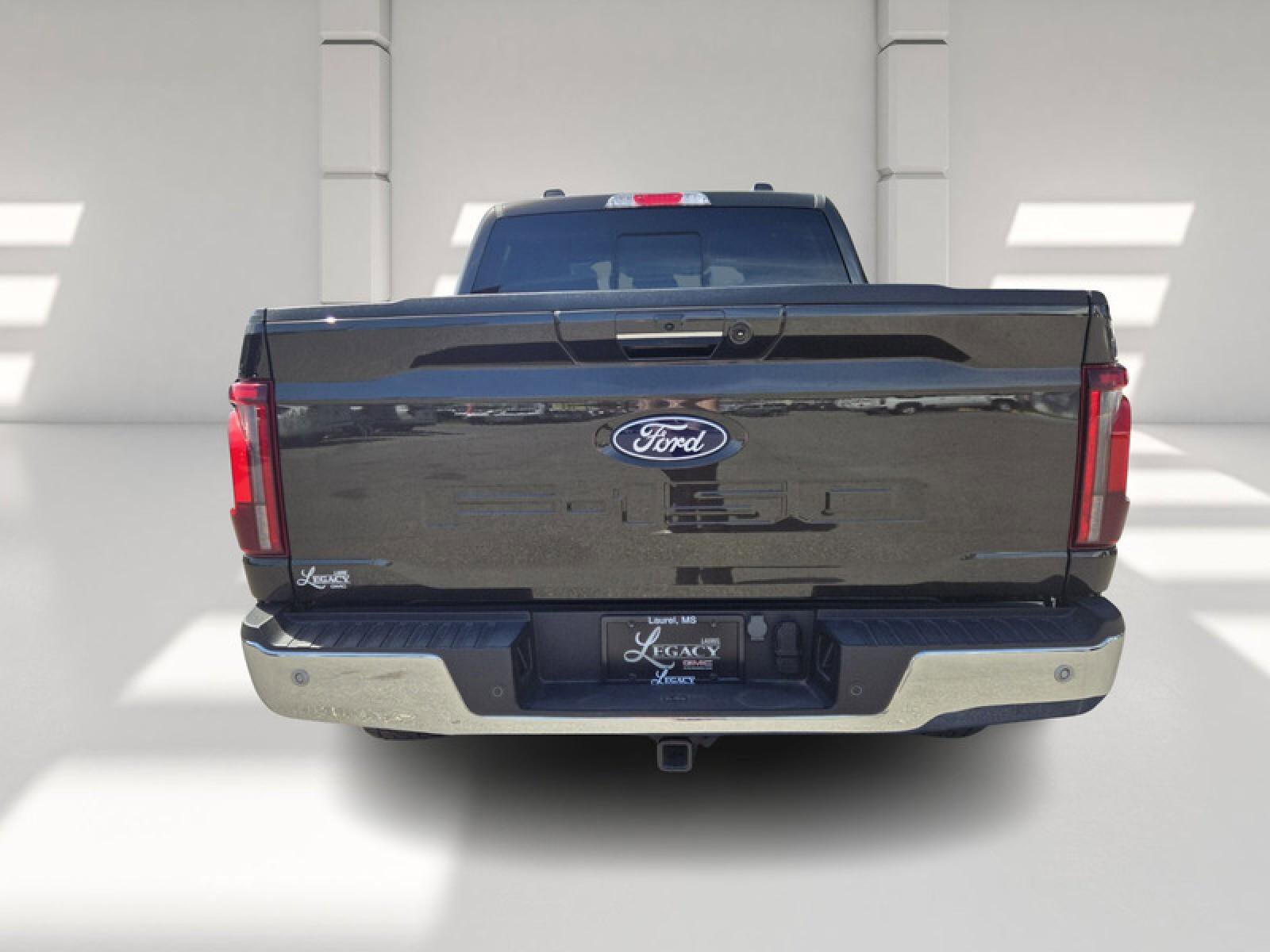 Used 2024 Ford F150 Lariat w/ FX4 Off-Road Package AWD/4WD image 6