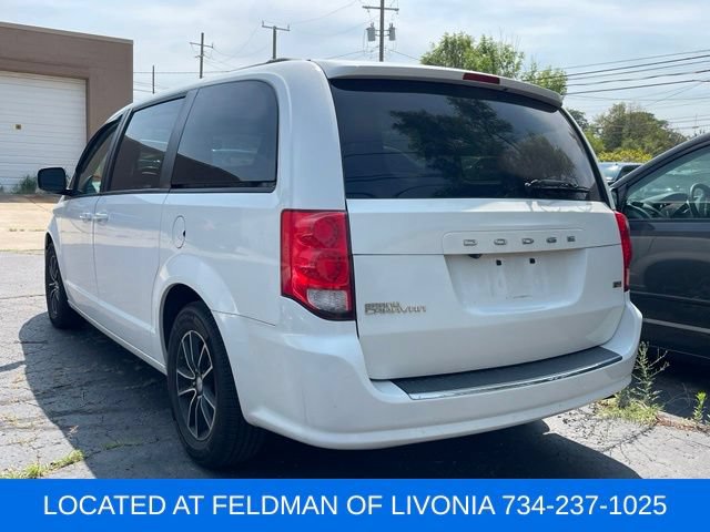 Used 2018 Dodge Grand Caravan GT FWD image 2