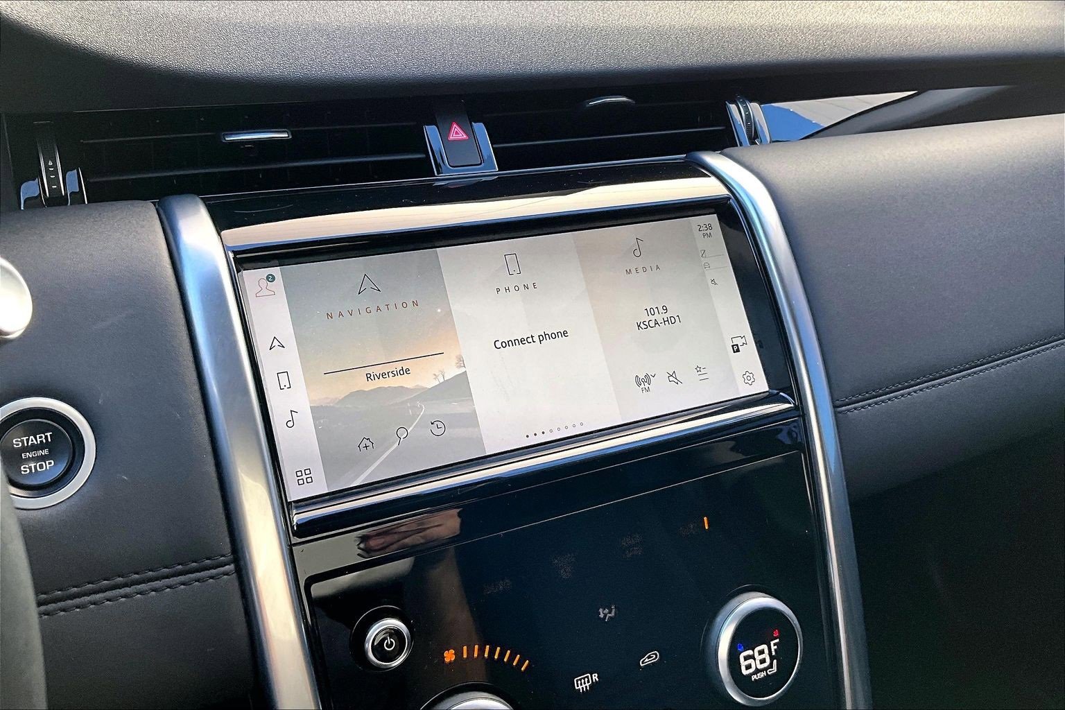 Used 2022 Land Rover Discovery Sport S image 21