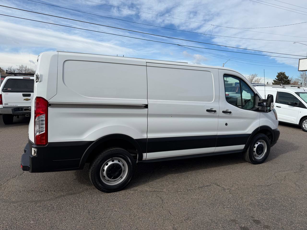Used 2019 Ford Transit 250 130 Low Roof image 10