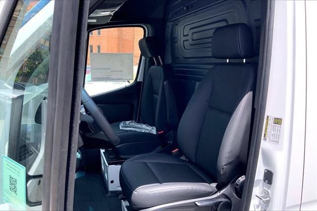 New 2026 Mercedes-Benz Sprinter 2500 image 26