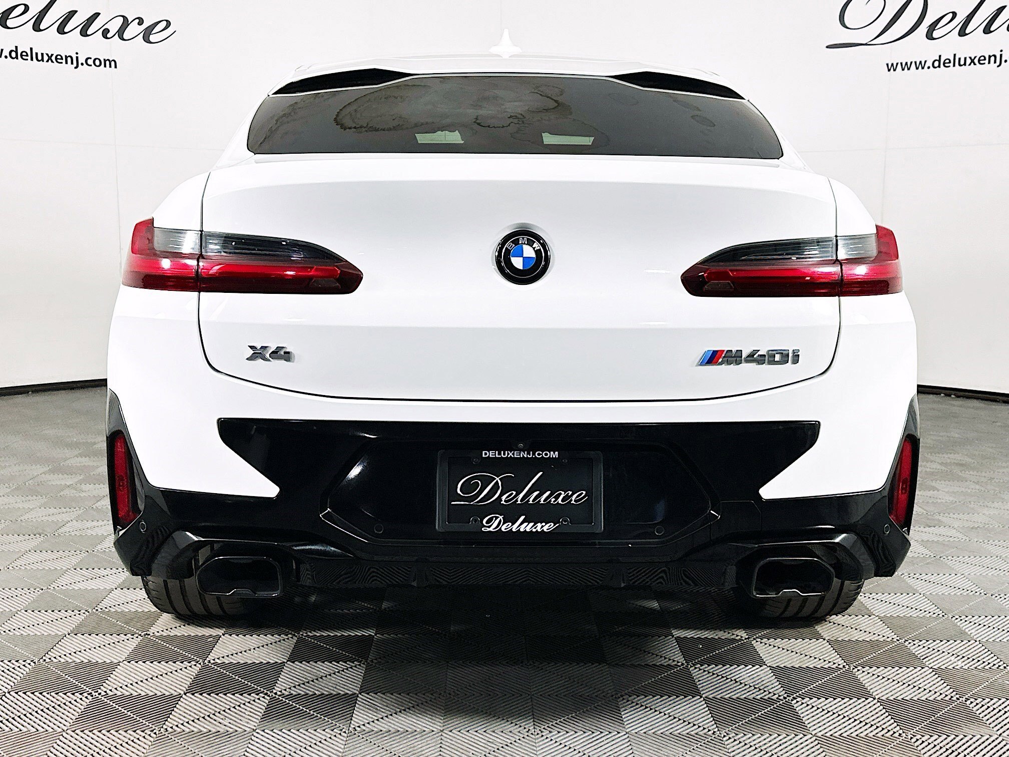 Used 2024 BMW X4 M40i AWD/4WD image 5