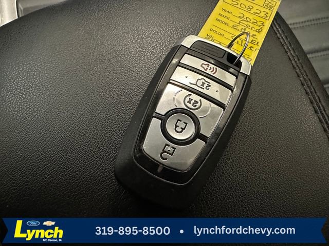 Used 2023 Ford Edge SEL w/ Convenience Package image 16