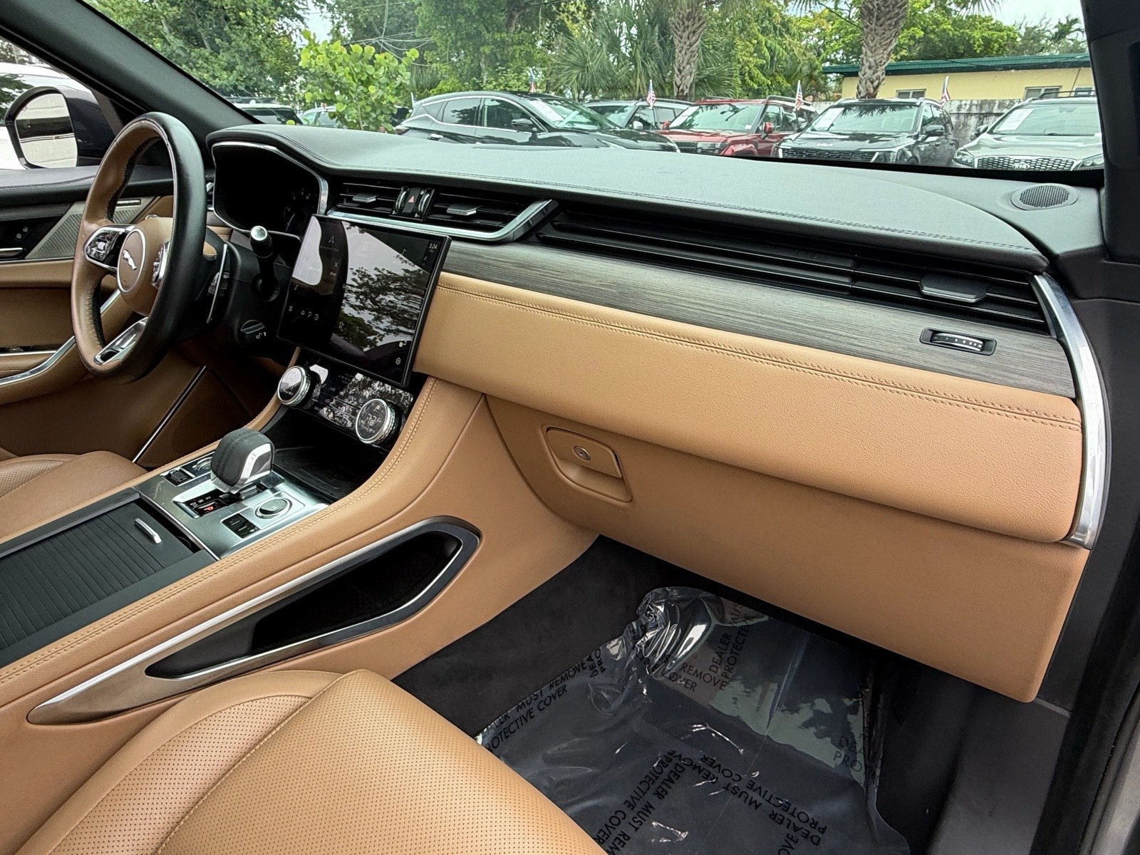 Used 2023 Jaguar F-PACE S AWD/4WD image 18