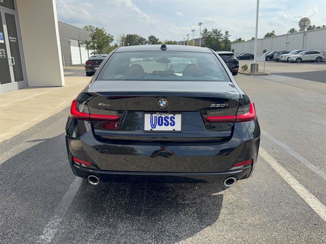 New 2025 BMW 330i xDrive Sedan w/ Convenience Package AWD/4WD image 28