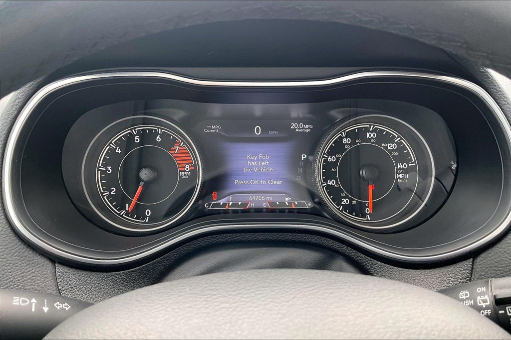 Used 2021 Jeep Cherokee Trailhawk AWD/4WD image 15